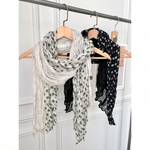 復古超可愛點點抓皺絲巾 獨具衣格 A0174