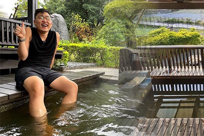 網紅霸軒 BAXUAN連假帶小美去玩玩囉! 網紅霸軒 BAXUAN連假帶小美去玩玩囉!
