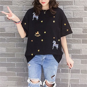 §獨具衣格§ J1859 小馬刺繡亮片棉T上衣-大尺碼