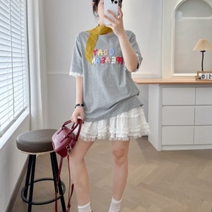 彩色英文字印花蕾絲袖口T桖上衣 獨具衣格 J8998