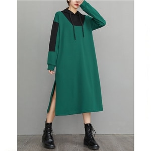 撞色拼接連帽下擺開岔長袖洋裝 獨具衣格 J9845