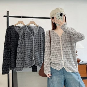 超美針織花紗小V領針織上衣 獨具衣格 J9897