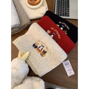 仿羊絨超可愛熊熊刺繡圍巾 獨具衣格 A0167