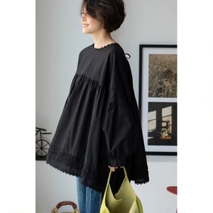 日系花苞袖下襬蕾絲拼接長袖上衣 獨具衣格 C0291