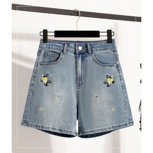 可愛花朵刺繡牛仔四分短褲 獨具衣格 C0355