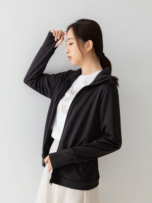 貝柔UPF50+高透氣防曬顯瘦外套-女立領黑色