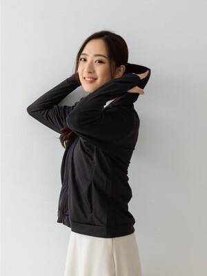 貝柔UPF50+高透氣防曬顯瘦外套-女連帽黑色