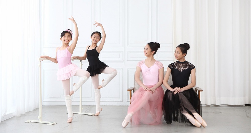 Ballet girls & ladies