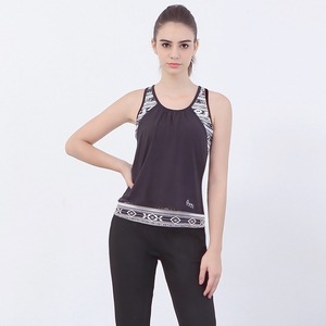 OwnYoga 假兩件式背心上衣 【Y20256】 OwnYoga 假兩件式背心上衣 【Y20256】