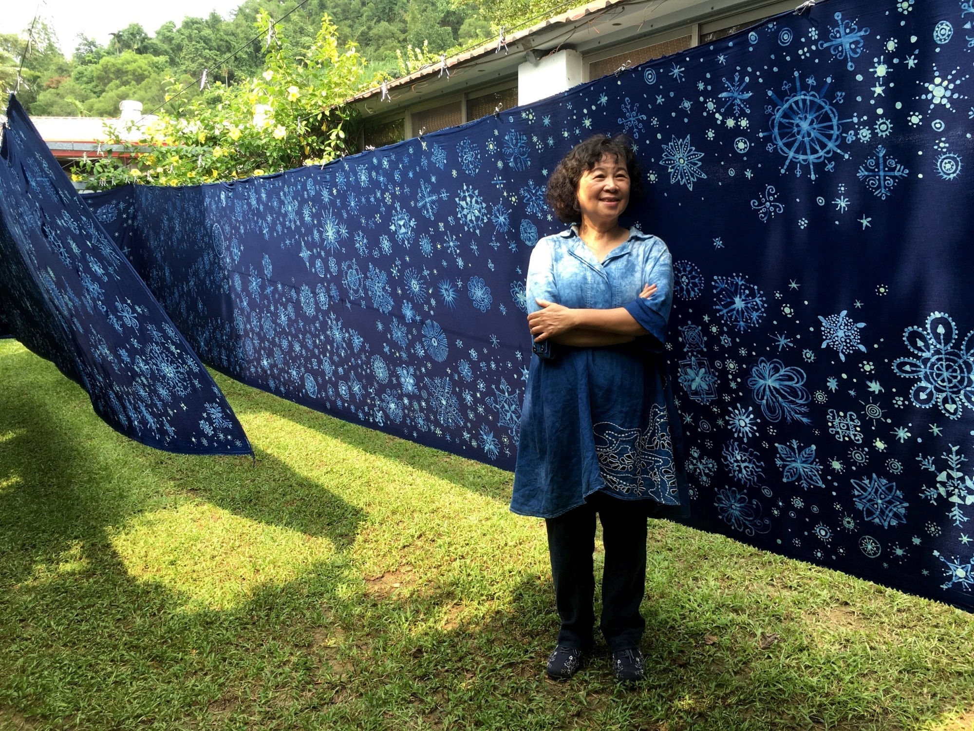 【藝週末．藝週工藝之美】尋找色彩文化，染出台灣時代意義 ─「天然染色」保存者馬毓秀