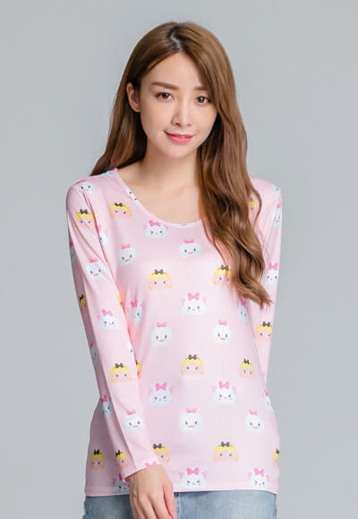 【為愛加衣】家族TsumTsum溫灸刷毛圓領發熱衣(愛麗絲粉 女S-2XL) 【為愛加衣】家族TsumTsum溫灸刷毛圓領發熱衣(愛麗絲粉 女S-2XL)