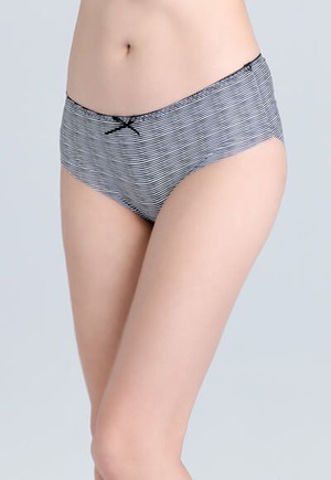 橫條遠紅外線抑菌無痕中腰內褲(經典黑 女M-2XL)
