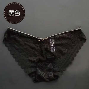典雅蕾絲低腰提臀內褲(經典黑 女M-L)