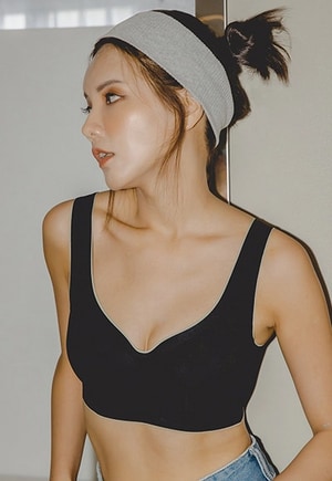 舒活撞色寬肩無痕內衣(黑綠色 女M-XL)