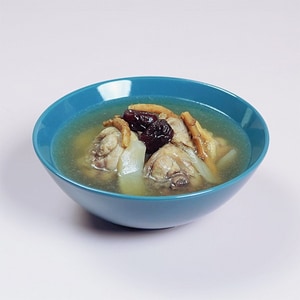 黨蔘黃耆紅棗燉雞湯