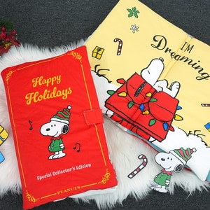 【PEANUTS】史努比聖誕假期書寵物睡墊 (寵物床 寵物睡墊)