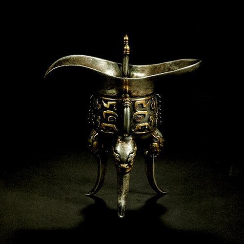 平安 名人 二世 秦 蔵六 造 銀無垢製 饕餮文後手 杯 盃 酒器 桐共箱付 平安 名人 二世 秦 蔵六 造 銀無垢製 饕餮文後手 杯 盃