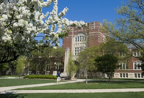 college-photo_3100