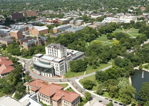 college-photo_19211