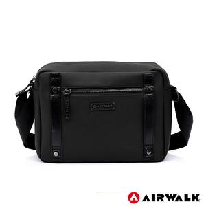 AIRWALK -英倫風華黑金側背包-黑色A635400120