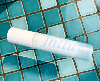 一見鍾情水乳霜_03