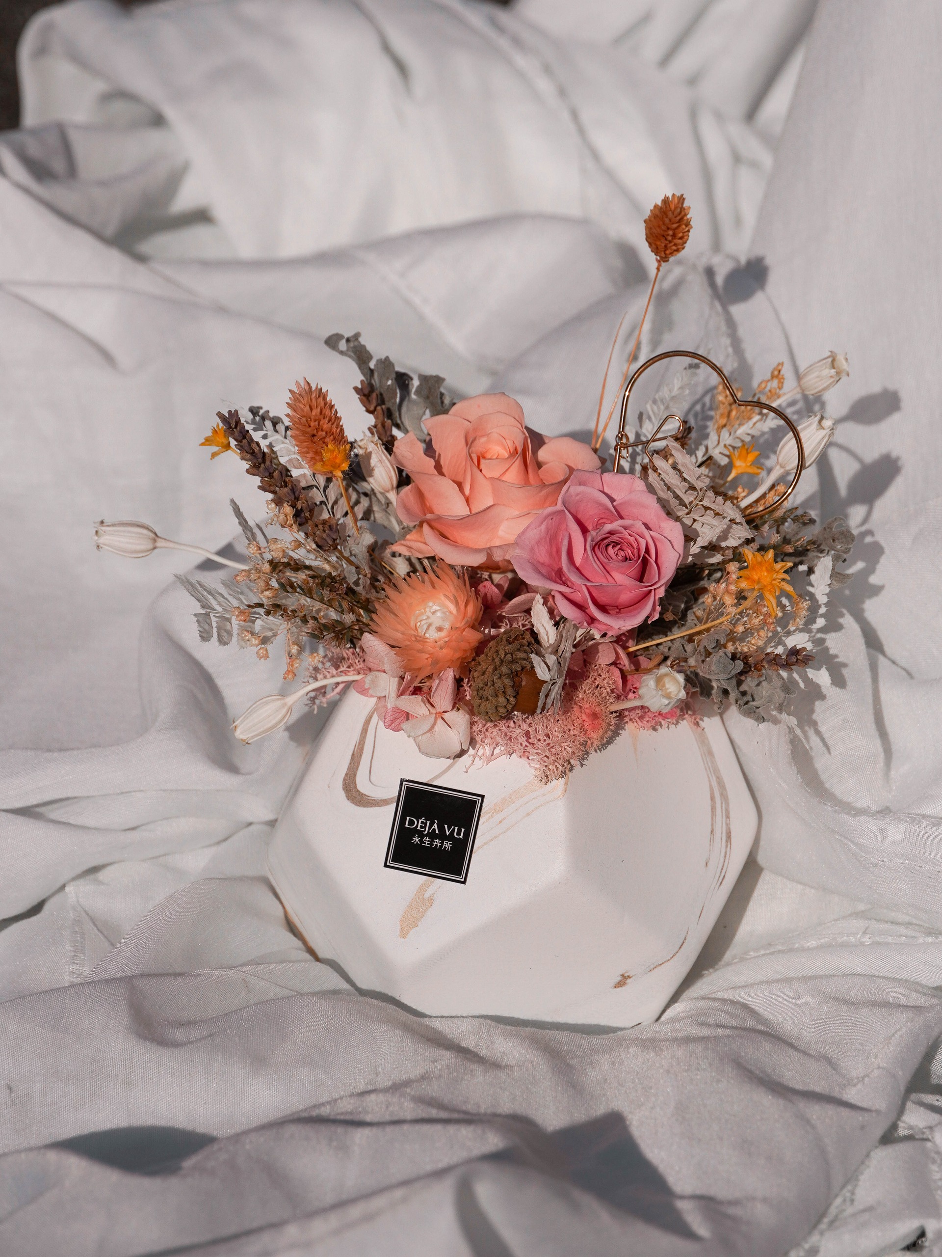 來自焦糖星球的愛 粉嫩橘 線上訂購 Deja Vu 永生卉所 永生花 乾燥花 肥皂花 新娘捧花 情人節花束 畢業花束 花藝課程