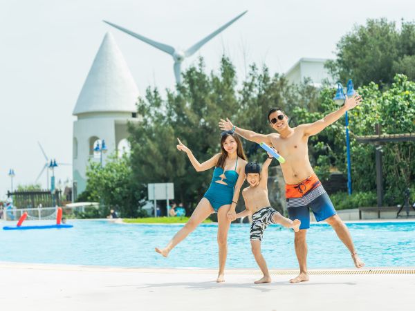 向海那漾夏日泳池 向海那漾夏日泳池