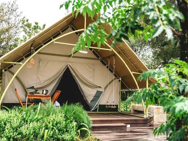 Cosmopolitan柯夢波丹