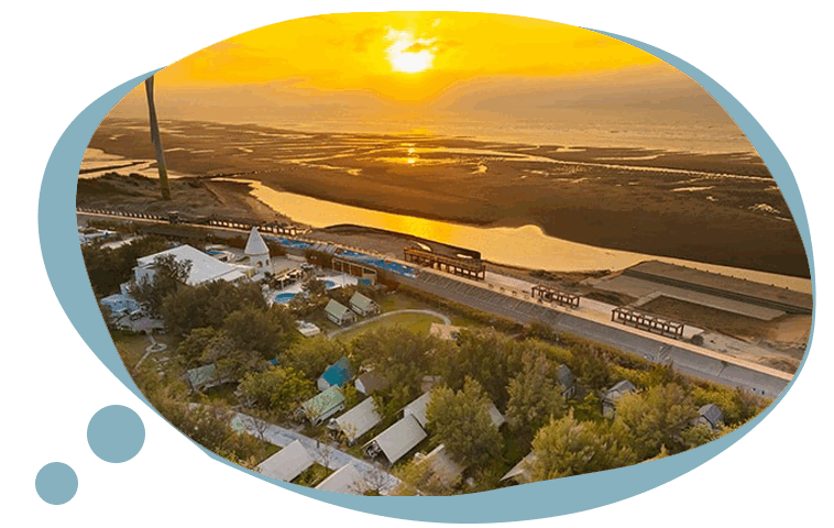 最接近海邊的豪華露營