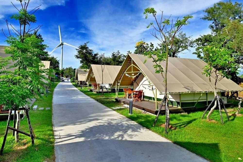 glamping in TaiwanNayang Beach Resort is right next to the Taichung