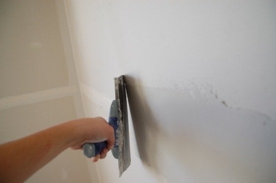 Kit Stansley plaster drywall repair bob vila tools DSC_1474-1024x680