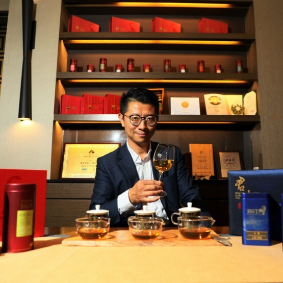 【遠見雜誌報導】用大數據種茶，42歲當家征服米其林餐廳，橫掃世界大獎