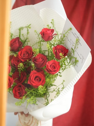 國產紅玫瑰花束第3張小圖
