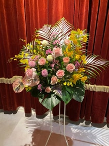 Victoria 維多利亞  <高架花籃>