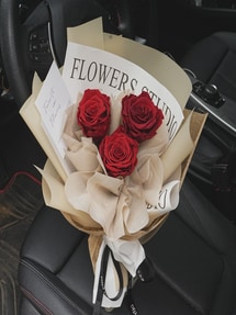 3朵永生厄瓜多花束 