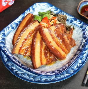 梅干嫩扣肉(冷凍料理包)