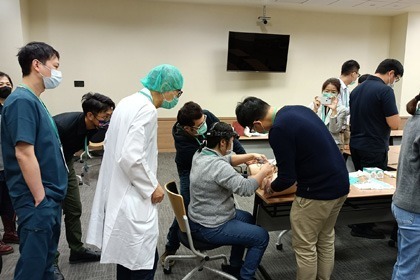 助產士重返醫院 提供生產選擇