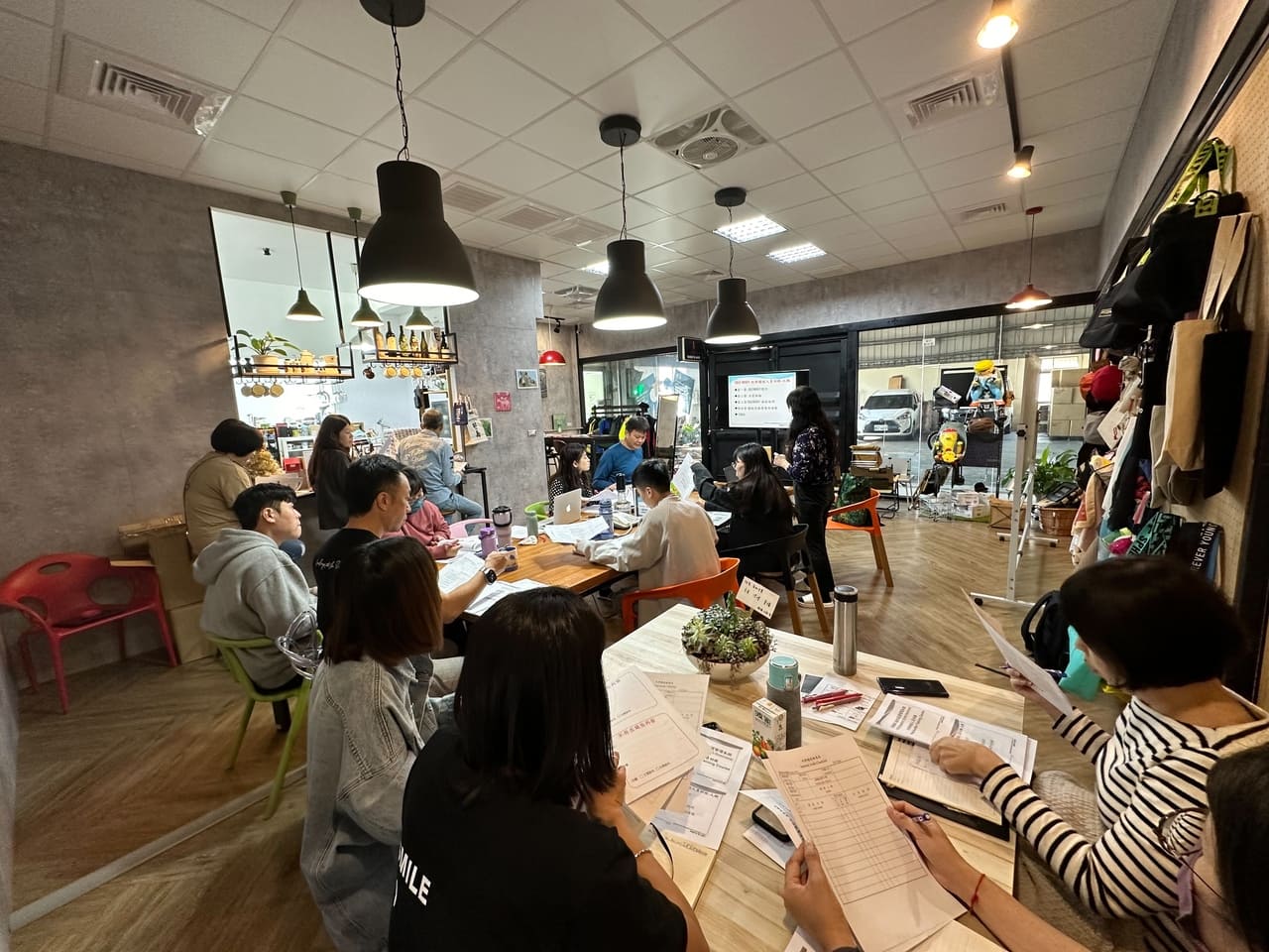 Oyako Shop 線上親子選物店，精心挑選的日本雜貨品牌、合格檢驗把關加上最好的服務態度，給客戶完美的購物體驗。