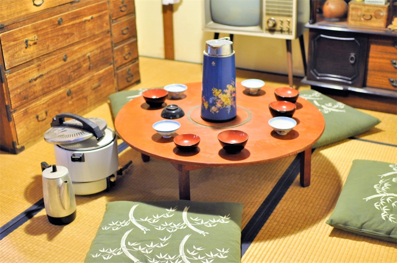 在過去的日本家庭，榻榻米房間是家裡最重要的空間，白天，它是客廳；到了晚上，它瞬間變成舒適的臥室。