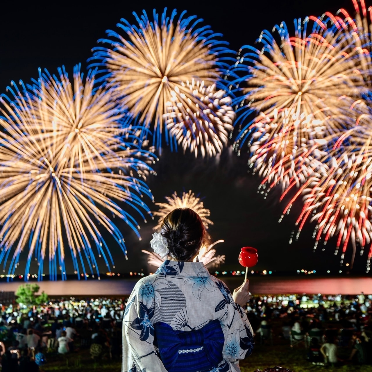 漫畫裡出現的夏日祭典就是日本花火節,教你4個道地日本人才知道的玩法與習俗