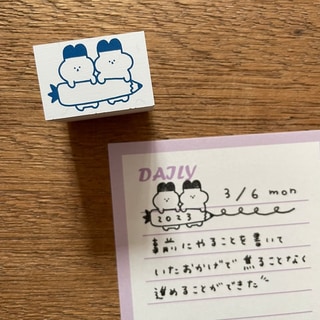 【Ikhanko】拿紅蘿蔔鉛筆的小兔子們 IKH-0035第2張小圖