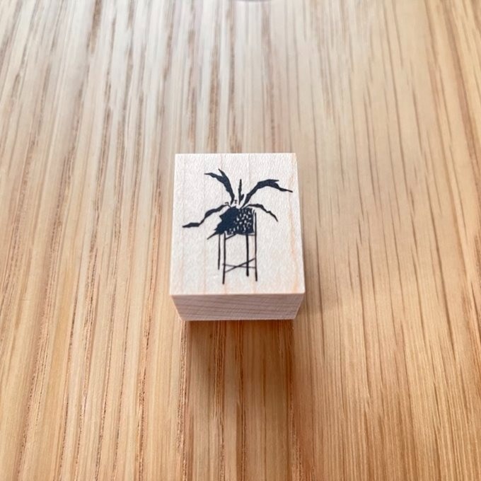 【MA7 stamp】蝙蝠蘭花盆 MNS-168